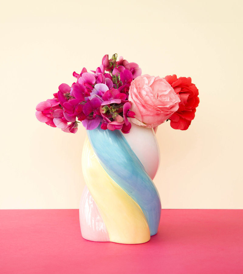 Marshmallow candy vase