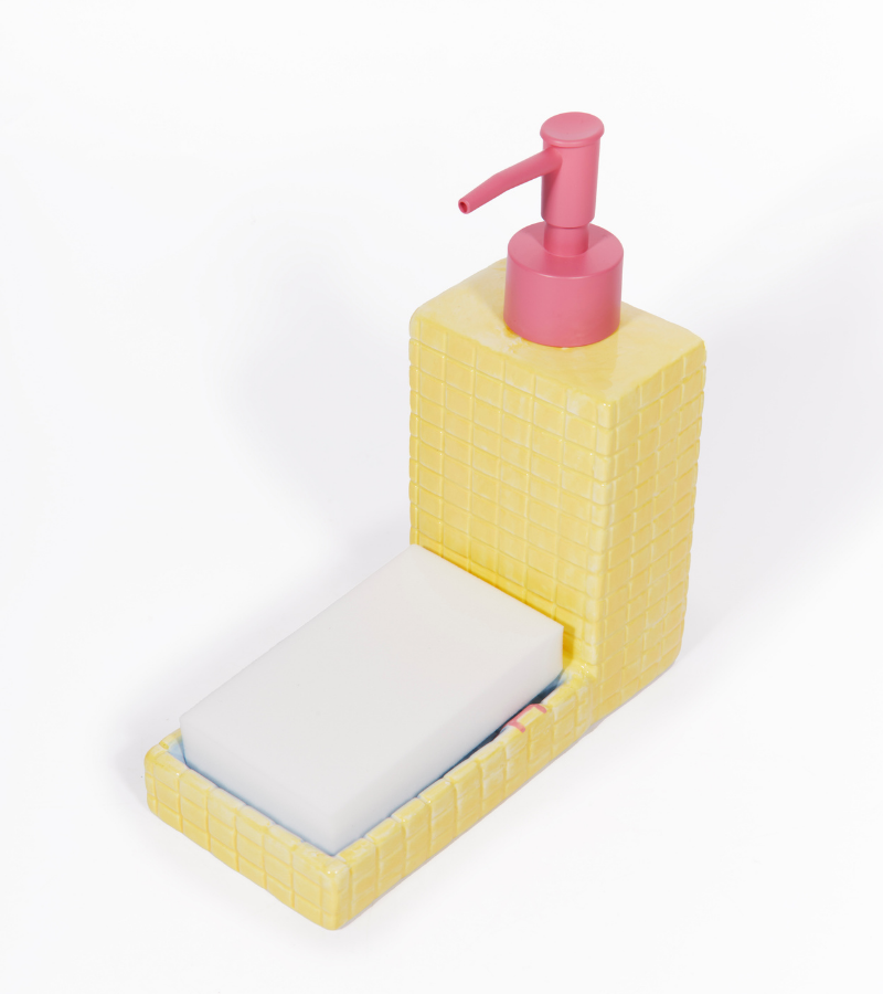 Distributeur savon piscine